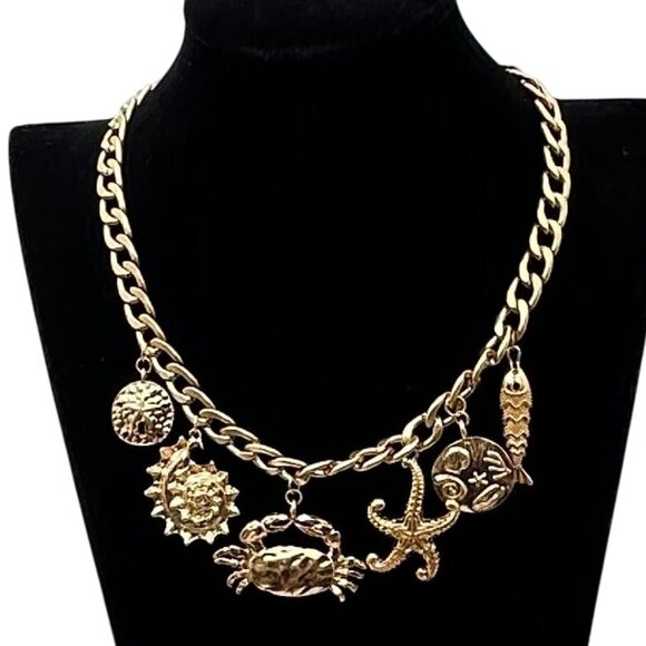 Sea Beach Vacay Starfish Crab Sea Shell Gold Tone Statement Necklace New - Picture 4 of 4